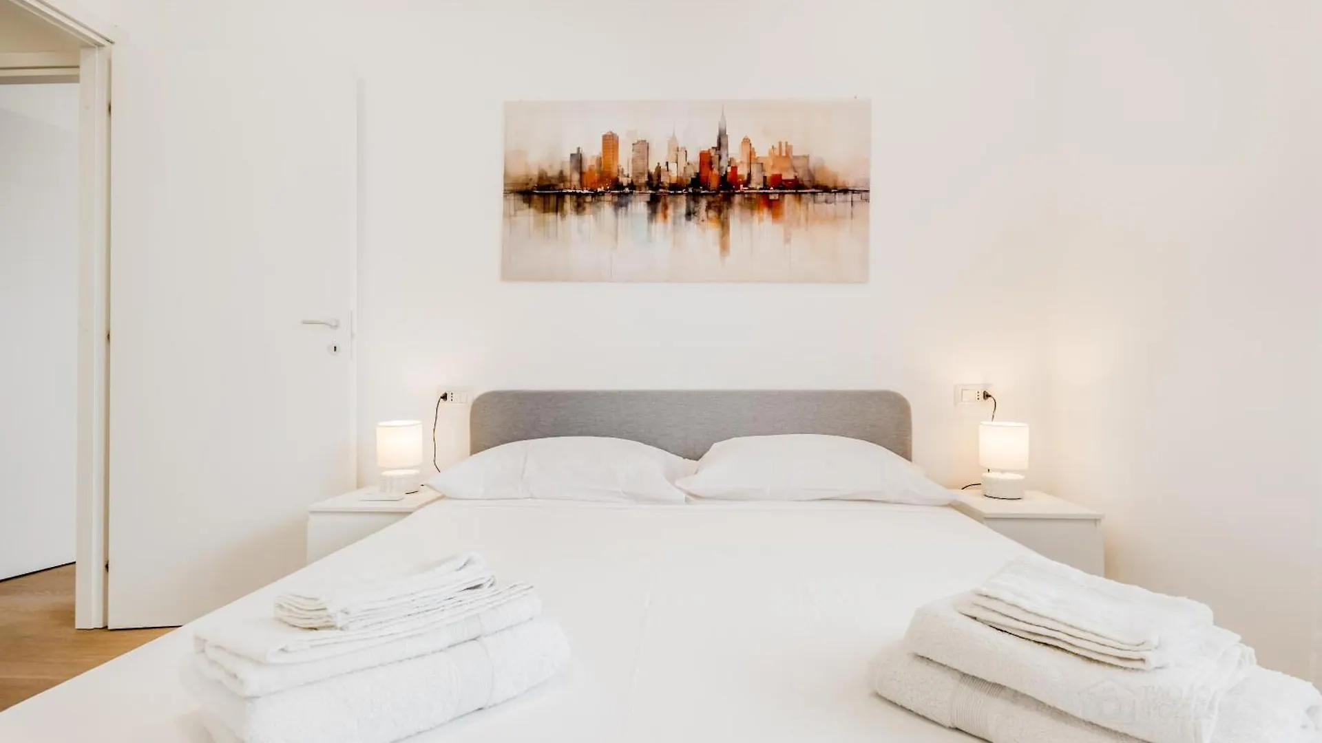 Lodi'S Temple Roma Apartment 0*, Rome